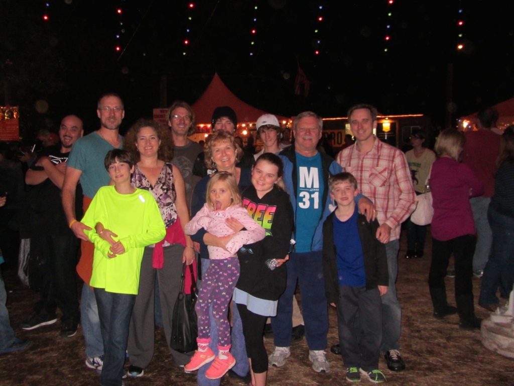 2013-12-20 19-55-59 Trail of Lights.jpg